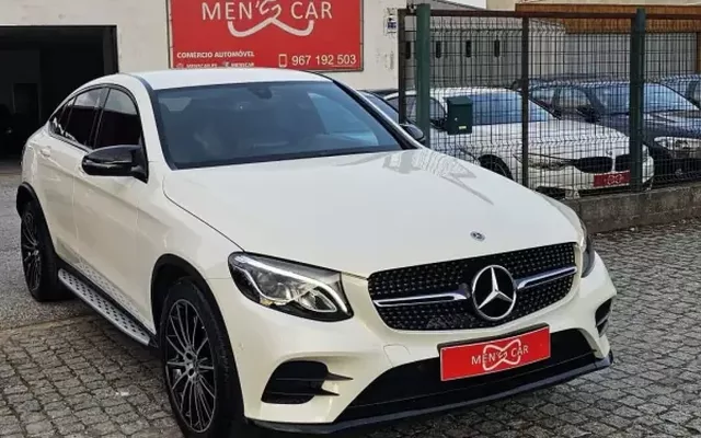 Mercedes-Benz GLC 220 2018 d 4Matic 9G-TRONIC AMG Line