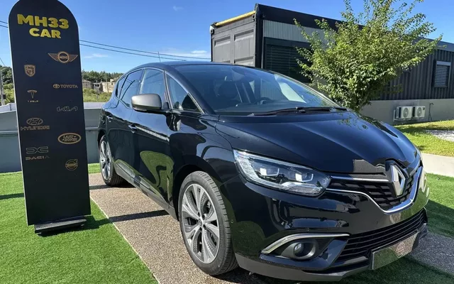 Renault Scénic dCi 110 EDC LIMITED