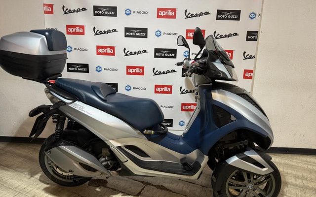 PIAGGIO MP3 300 YOURBAN