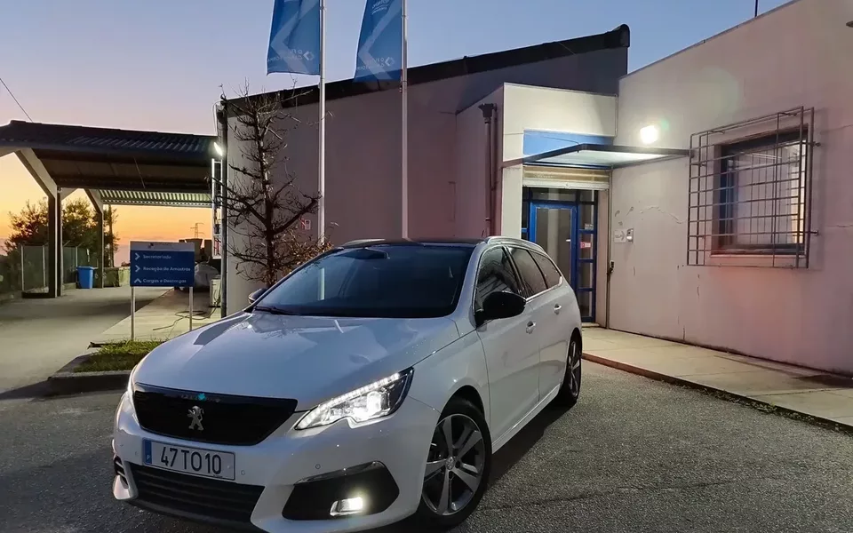 Peugeot 308 SW 1.6 BlueHDi Allure J17