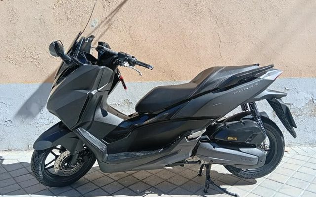 HONDA FORZA 125
