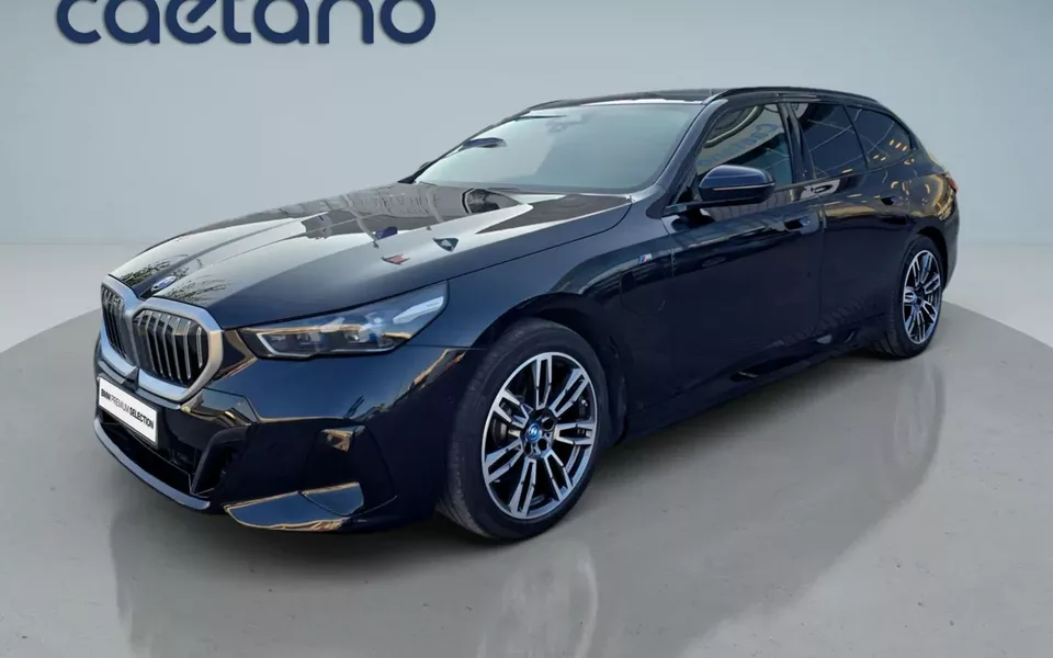 BMW 530 e Pack Desportivo M