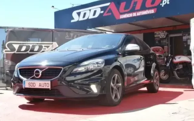 Volvo V40 2017 2.0 D2 R-Design