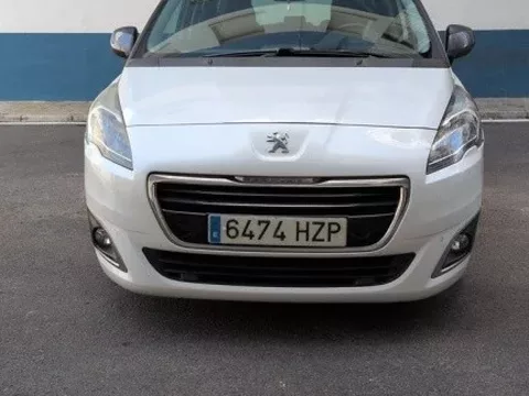 PEUGEOT 5008 5008 1.6e-HDI Allure 7pl. ETG6