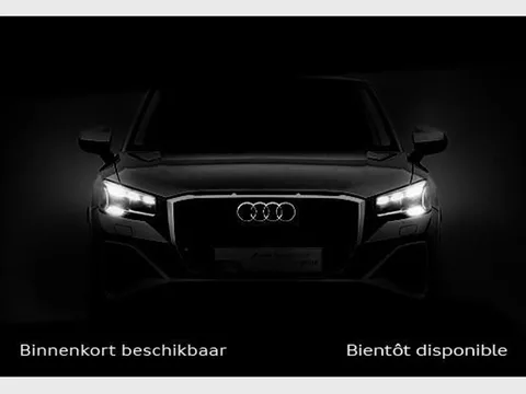 AUDI A4 Avant AUTOMAAT 150PK CARPLAY GPS CAMERA SENSOREN TREKHAAK
