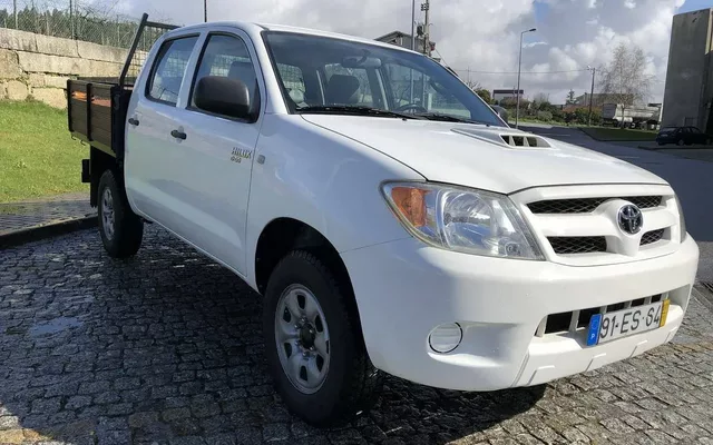Toyota Hilux 2.5 D-4D CD