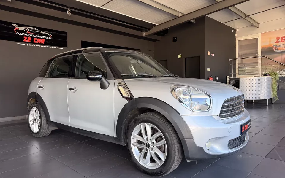 MINI 5 Portas