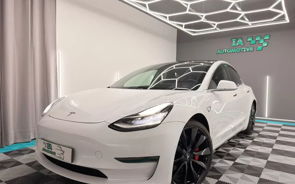 Tesla Model 3 Performance Dual Motor AWD