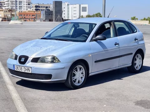 SEAT Ibiza Ibiza 1.9 SDi Reference - 2500€ en Granada