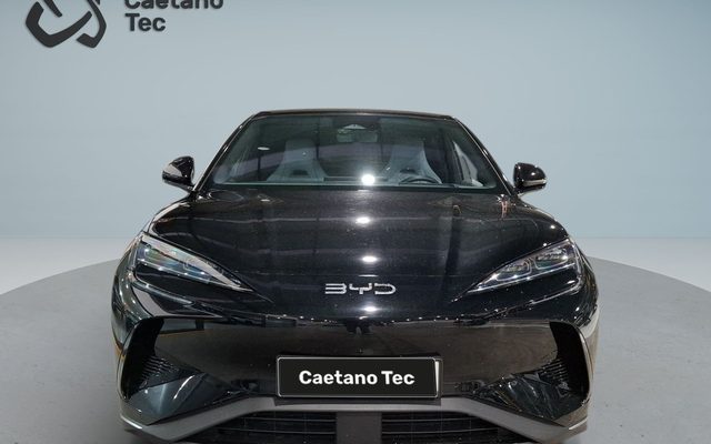 BYD SEALION 7