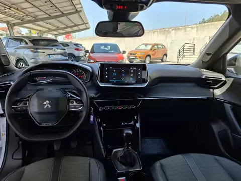Peugeot 2008 2022 1.2 PureTech Allure Pack