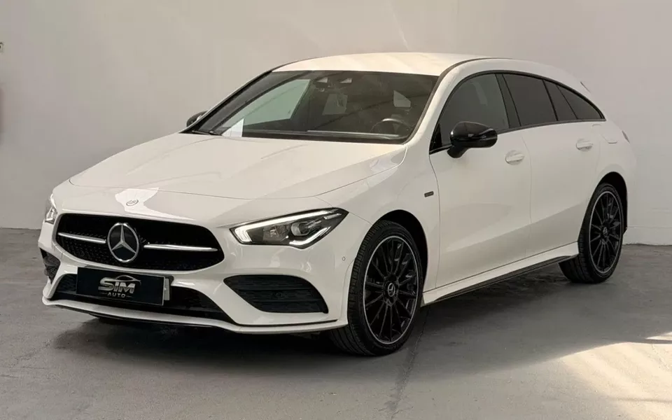 Mercedes-Benz CLA 250 e Shooting Brake AMG Line