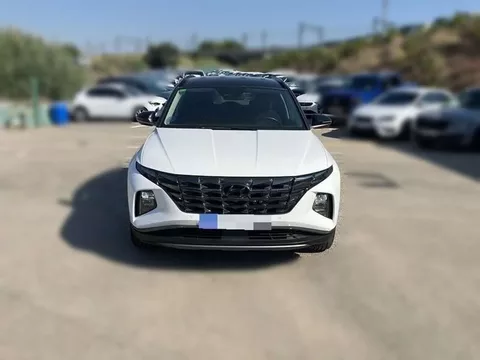 HYUNDAI Tucson 1.6 TGDI 48V Tecno Sky