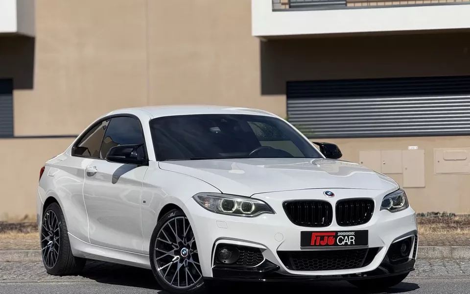 BMW 220