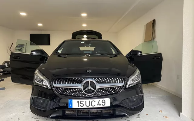 Mercedes-Benz CLA 180 d Shooting Brake AMG Line Aut.