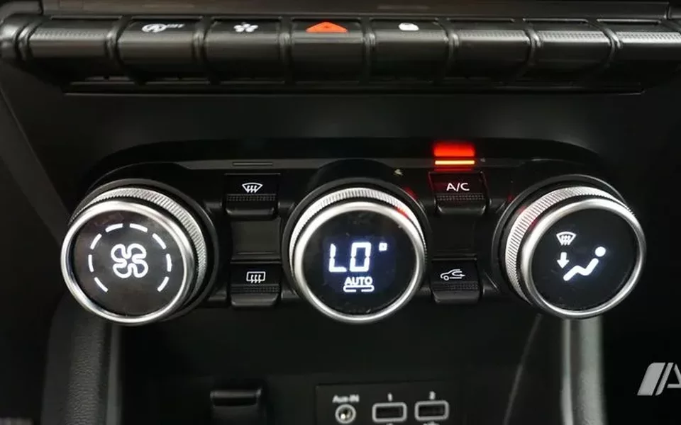 RENAULT Captur CAPTUR 1.0 TCE 100 LPG ZEN 100 5P