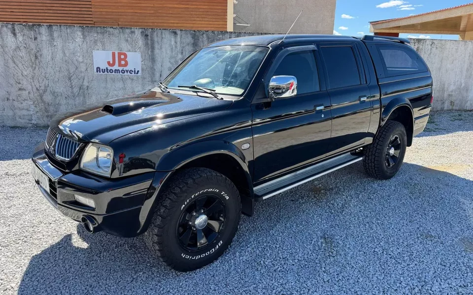 Mitsubishi L200 2.5 TD Strakar Elegance HT