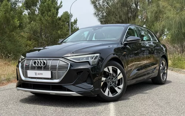 Audi e-tron 50 quattro S line