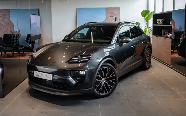 Porsche Macan Electric 4
