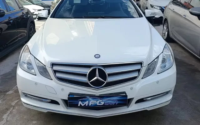 Mercedes-Benz E 220 CDI DPF BlueEFFICIENCY Avantgarde