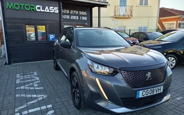 Peugeot 2008 1.2 PureTech Allure EAT8