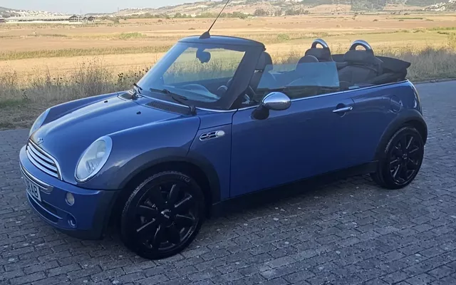 MINI Cabrio Cooper
