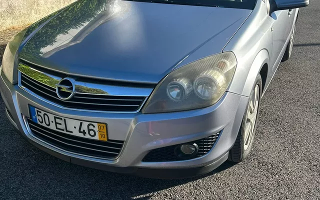 Opel Astra 1.7 CDTi Edition