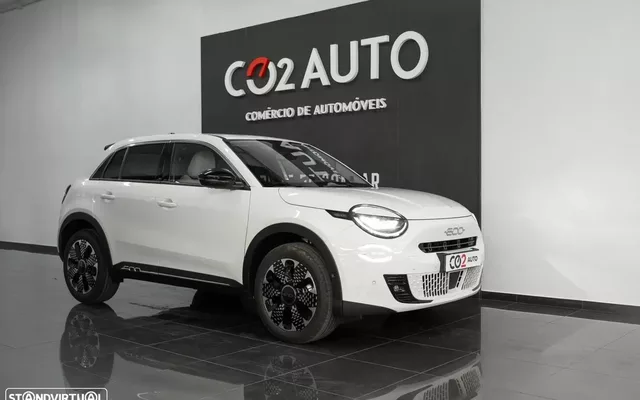 Fiat 600 1.2 Hybrid La Prima