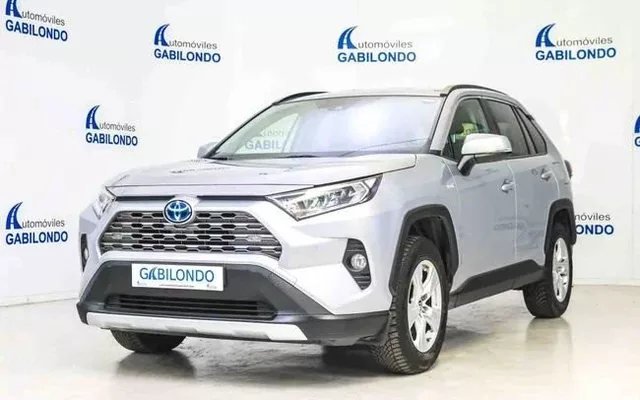 TOYOTA RAV-4 2.5l 220H Advance