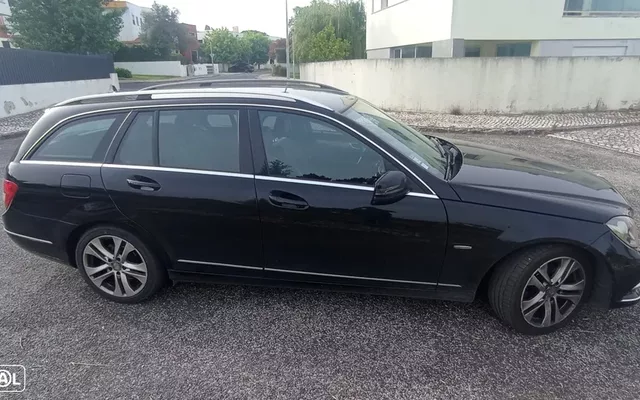 Mercedes-Benz C 220