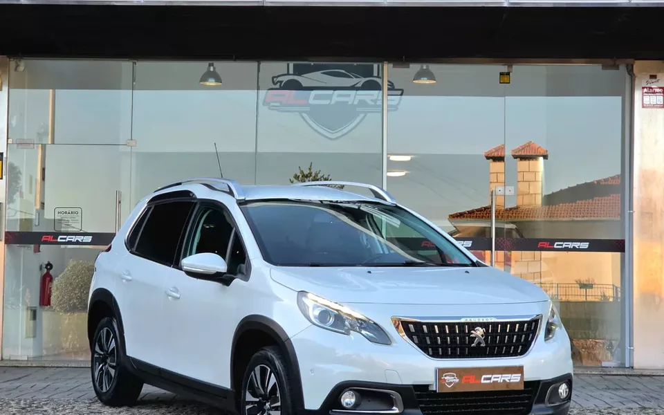 Peugeot 2008 1.2 PureTech Allure