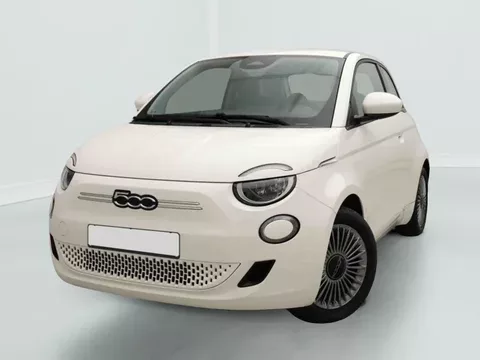 Fiat 500e 24 KWH 95 ICON Zéro km immatriculé