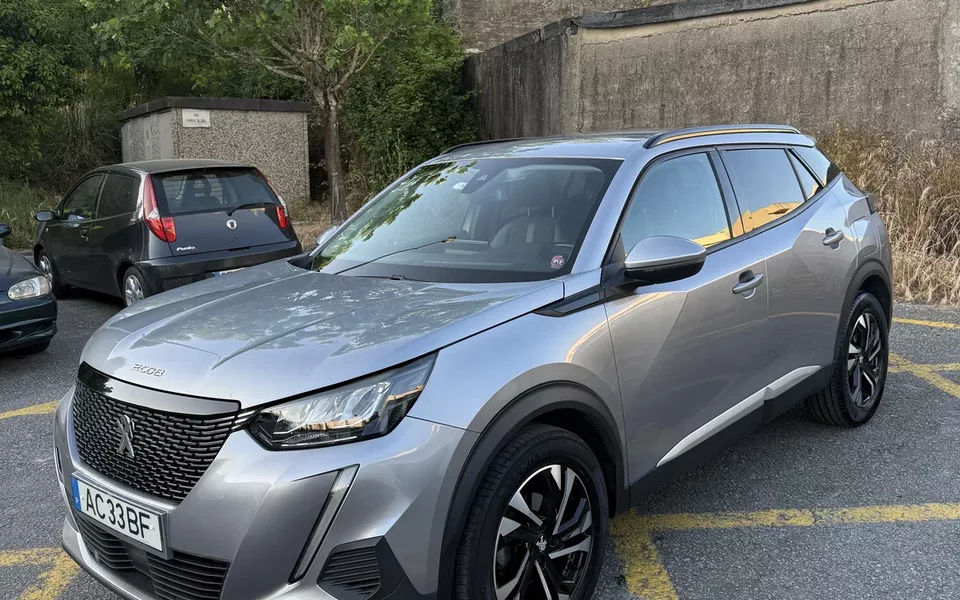 Peugeot 2008 1.2 PureTech Allure