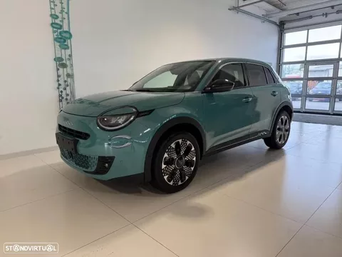 Fiat 600 1.2 Hybrid La Prima