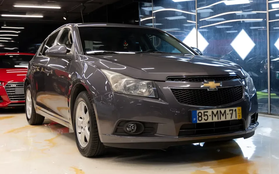 Chevrolet Cruze 1.6 LT