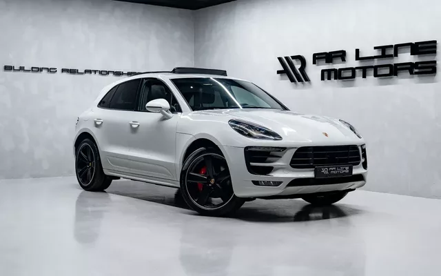 Porsche Macan Turbo PDK