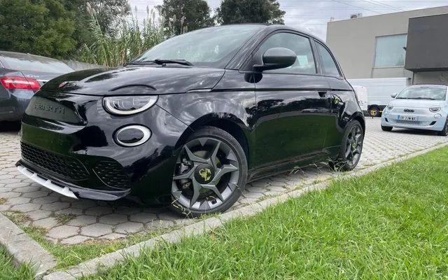 Abarth 500e C Turismo