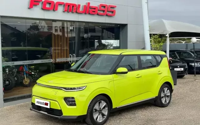 Kia e-Soul 2021 .