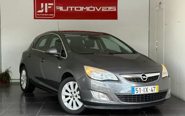 Opel Astra 1.7 CDTi Cosmo