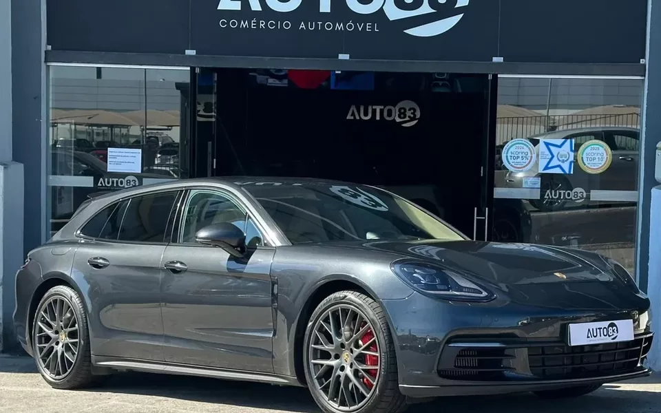 Porsche Panamera Sport Turismo 4 E-Hybrid