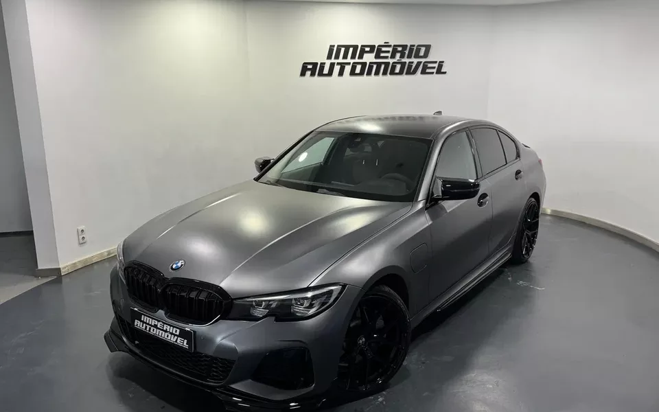BMW 330 e Pack M Auto