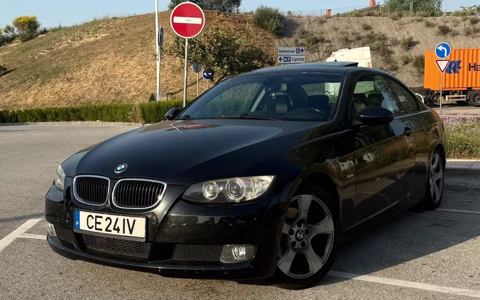 BMW 320 i Coupe Auto