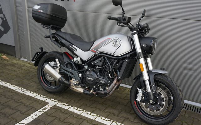 Benelli Leoncino 500