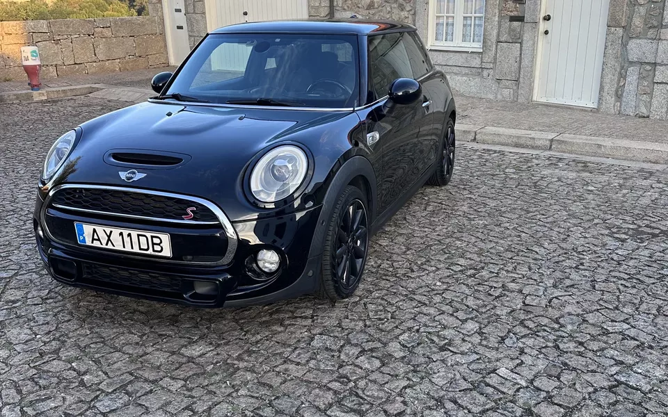 MINI 3 Portas