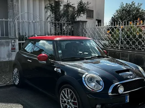 MINI John Cooper Works 2012 Standard