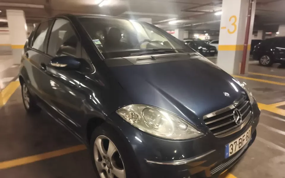 Mercedes-Benz A 180