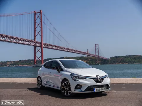 Renault Clio 1.6 E-Tech RS Line