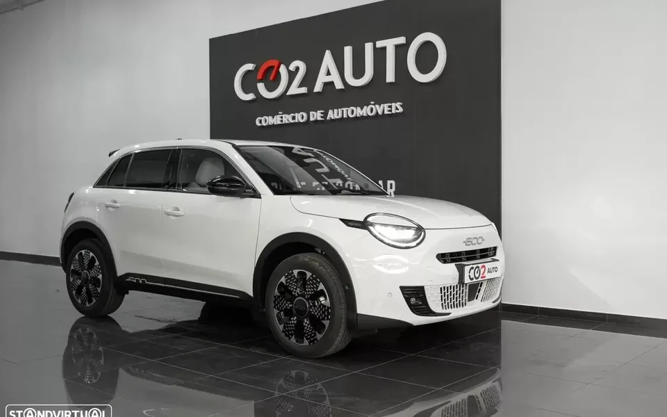 Fiat 600 1.2 Hybrid La Prima