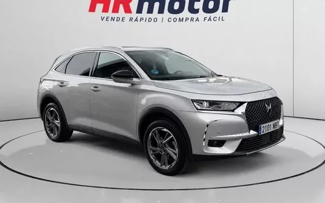 DS DS 7 Crossback BlueHDi 130 DE Bastille + AT 96 kW (130 CV)