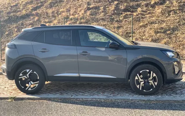 Peugeot 2008 2025 Allure